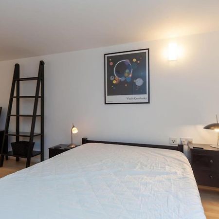 Charming 1 Bedroom Apartment In Old School House Londra Exterior foto