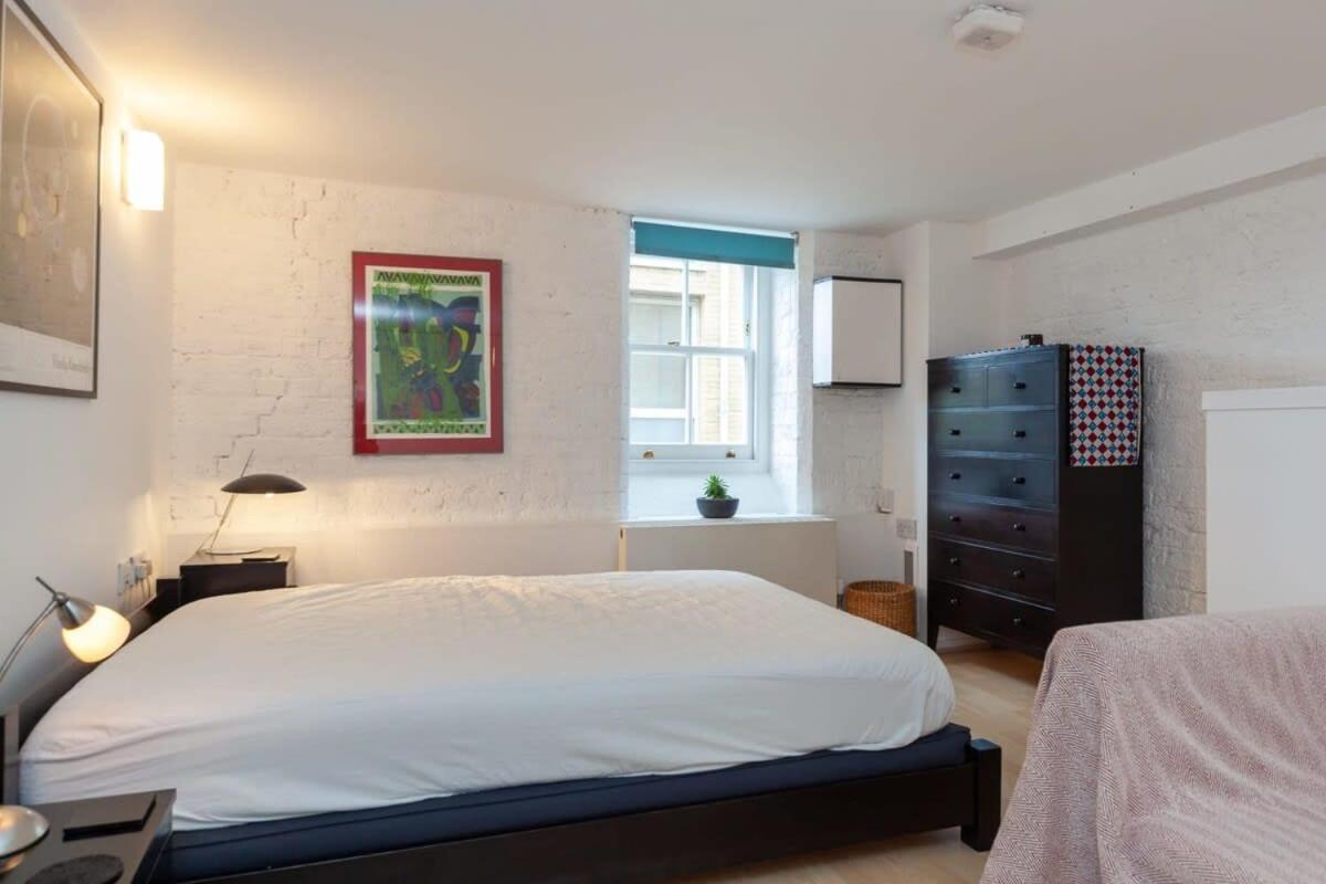Charming 1 Bedroom Apartment In Old School House Londra Exterior foto