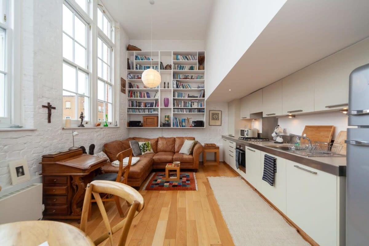 Charming 1 Bedroom Apartment In Old School House Londra Exterior foto